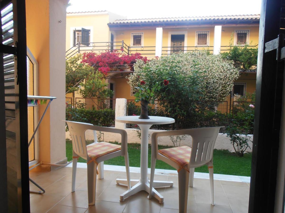 أخارافي Elizabeth Apartments المظهر الخارجي الصورة
