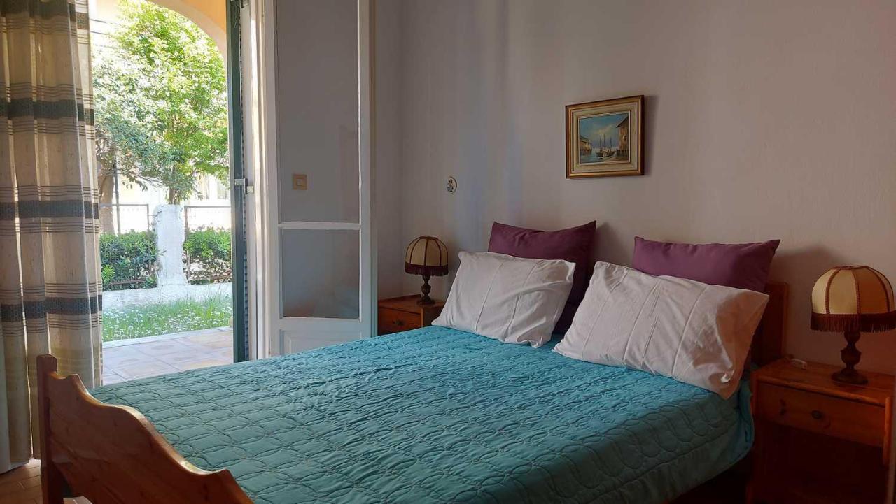 أخارافي Elizabeth Apartments المظهر الخارجي الصورة