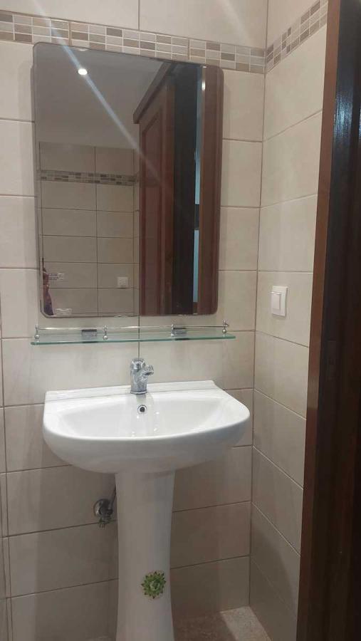 أخارافي Elizabeth Apartments المظهر الخارجي الصورة
